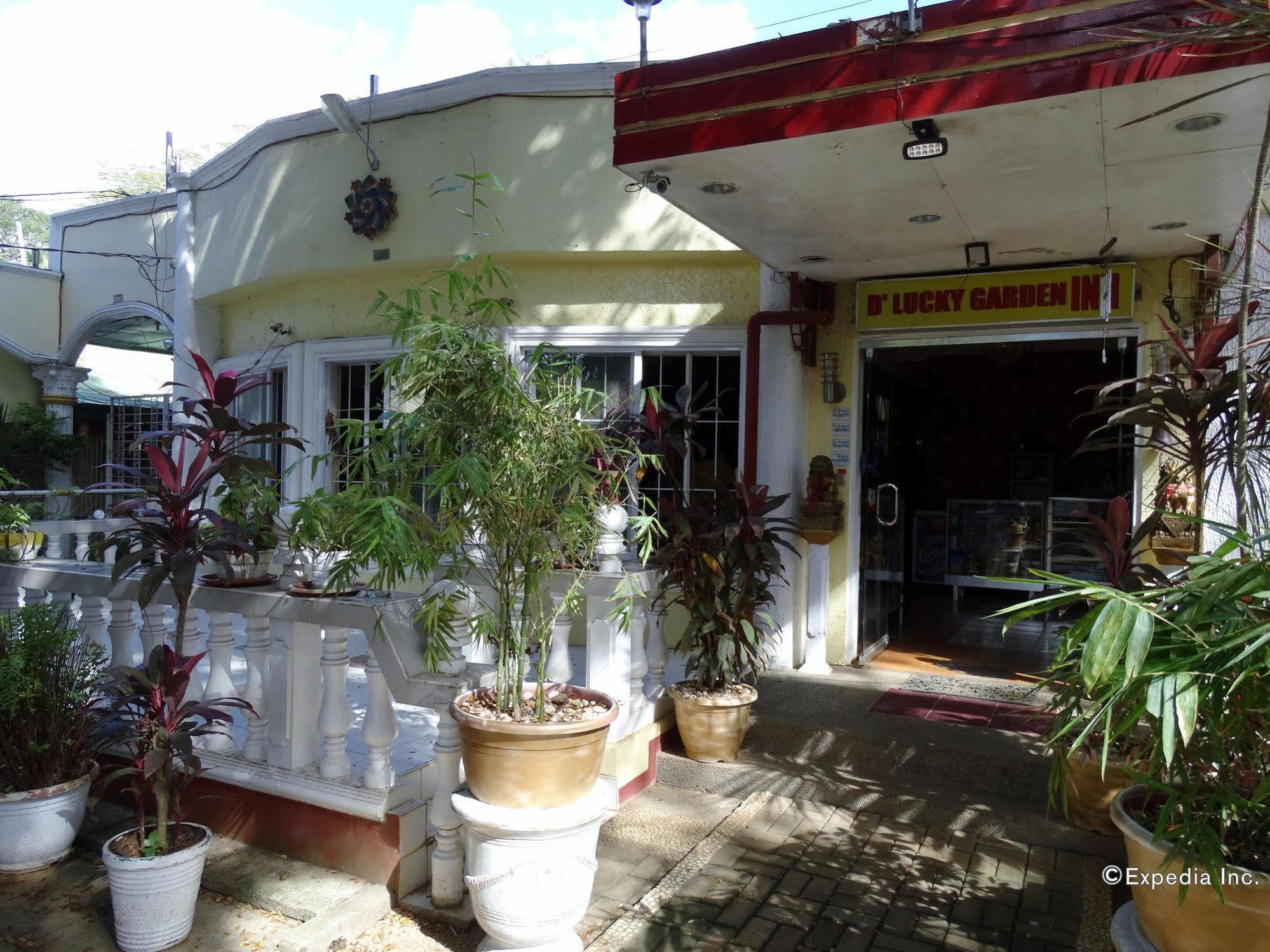 D'Lucky Garden Inn & Suites Tiniguiban Екстериор снимка