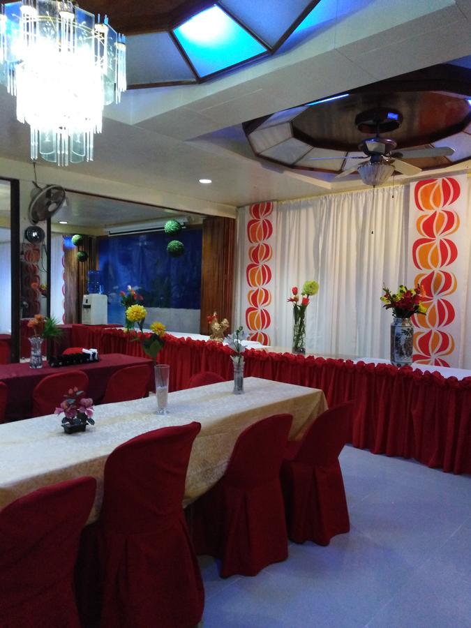 D'Lucky Garden Inn & Suites Tiniguiban Екстериор снимка