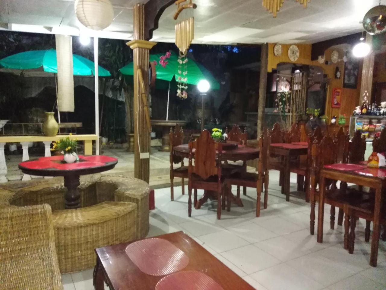 D'Lucky Garden Inn & Suites Tiniguiban Екстериор снимка